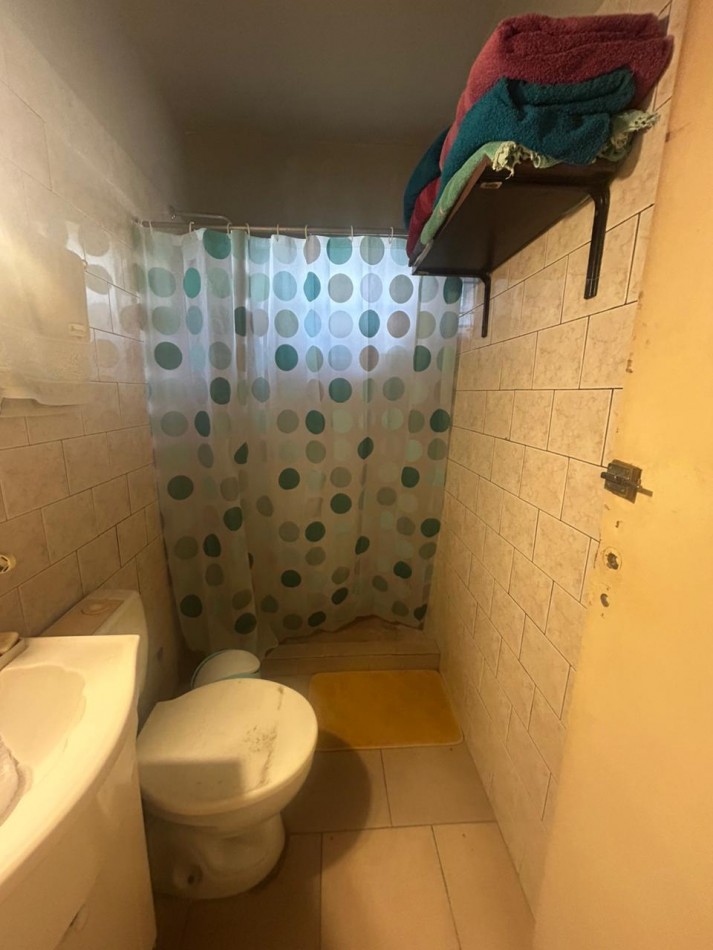 EN ALQUILER AMPLIA CASA CON 3 DORMITORIOS BARRIO LA PERLA, PARTIDO DE MORENO