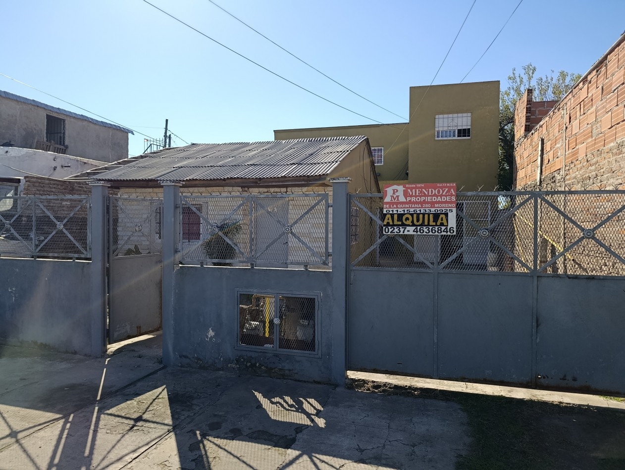ALQUILO REGIO DEPARTAMENTO MONOAMBIENTE EN PLANTA ALTA BARRIO MI BARRIO, MORENO