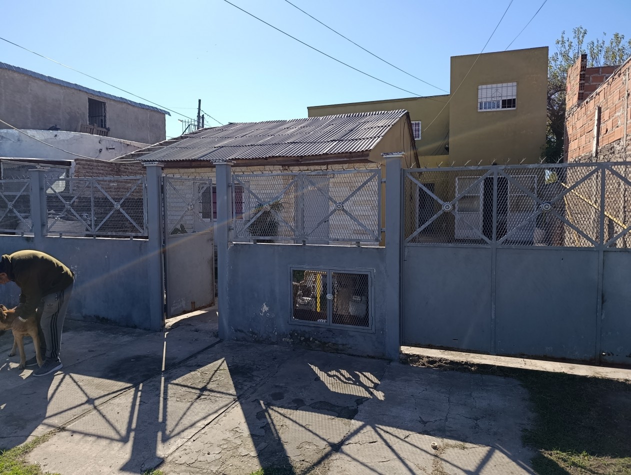 ALQUILO REGIO DEPARTAMENTO MONOAMBIENTE EN PLANTA ALTA BARRIO MI BARRIO, MORENO