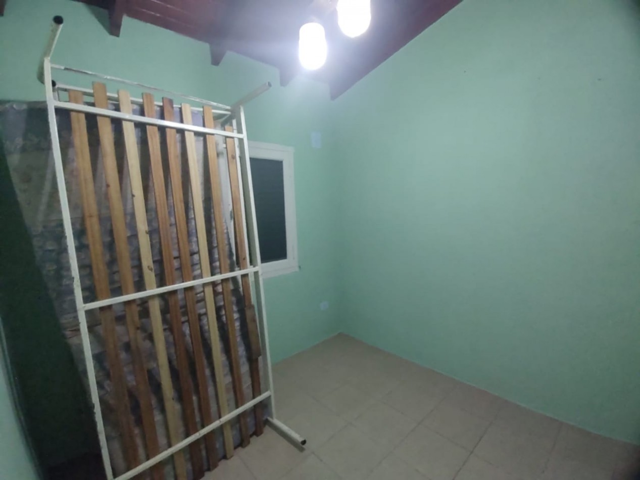EN SAN CLEMENTE DEL TUYU ALQUILO EXCELENTE DUPLEX PARA VIVIENDA PERMANENTE POR 24 MESES