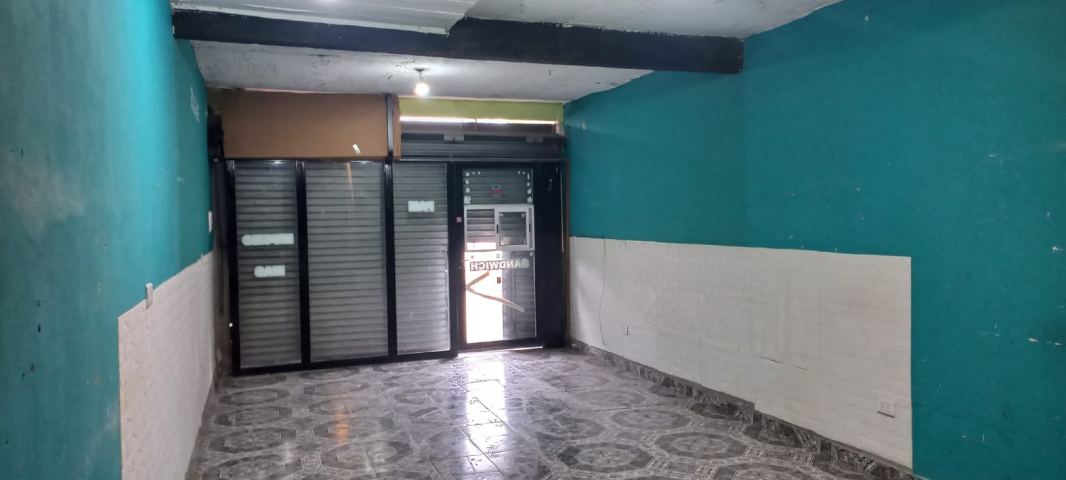 REGIO LOCAL COMERCIAL EN ALQUILER BARRIO SAN JOSE, MORENO CALLE ITALIA Y CASI MARTIN FIERRO (OPORTUNIDAD)