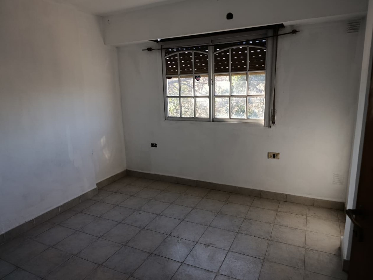 ALQUILO REGIO DEPARTAMENTO PLANTA ALTA CON 2 DORMITORIOS EN BARRIO ASUNCION, PASO DEL REY