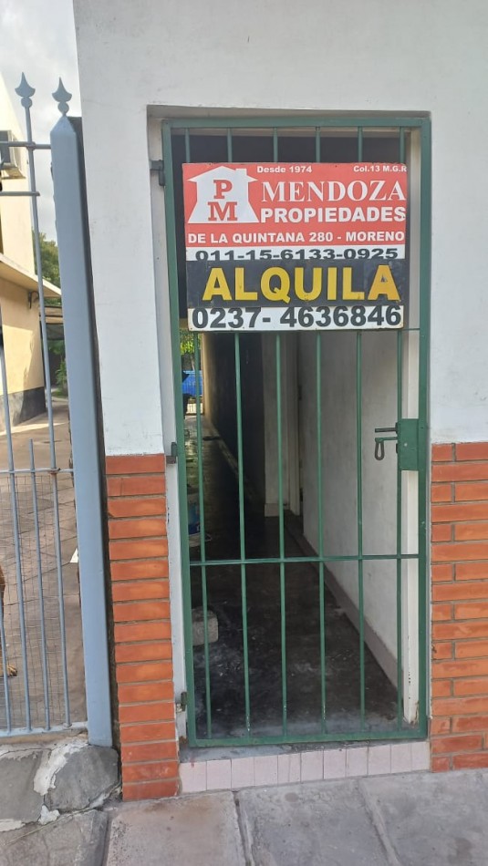 ALQUILO REGIO LOCAL COMERCIAL PARA VIVIENDA, EN BARRIO JARDINES DE MORENO, PROXIMO ACCESO OESTE Y COLEGIOS