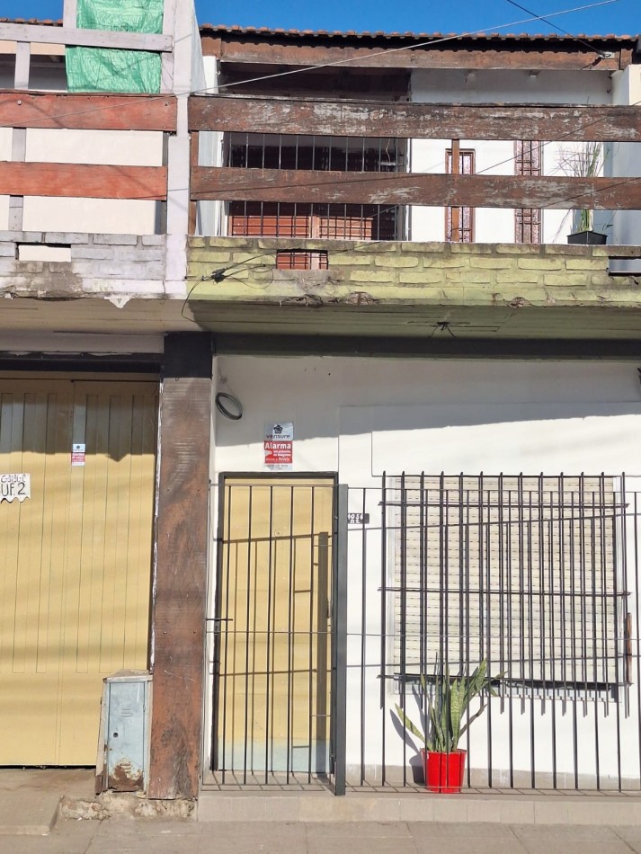VENDO EXCELENTE DUPLEX CON PLANOS Y ESCRITURA IDEAL CREDITO HIPOTECARIO SOBRE AV. MARCOS DEL BUENO 1056 -MORENO