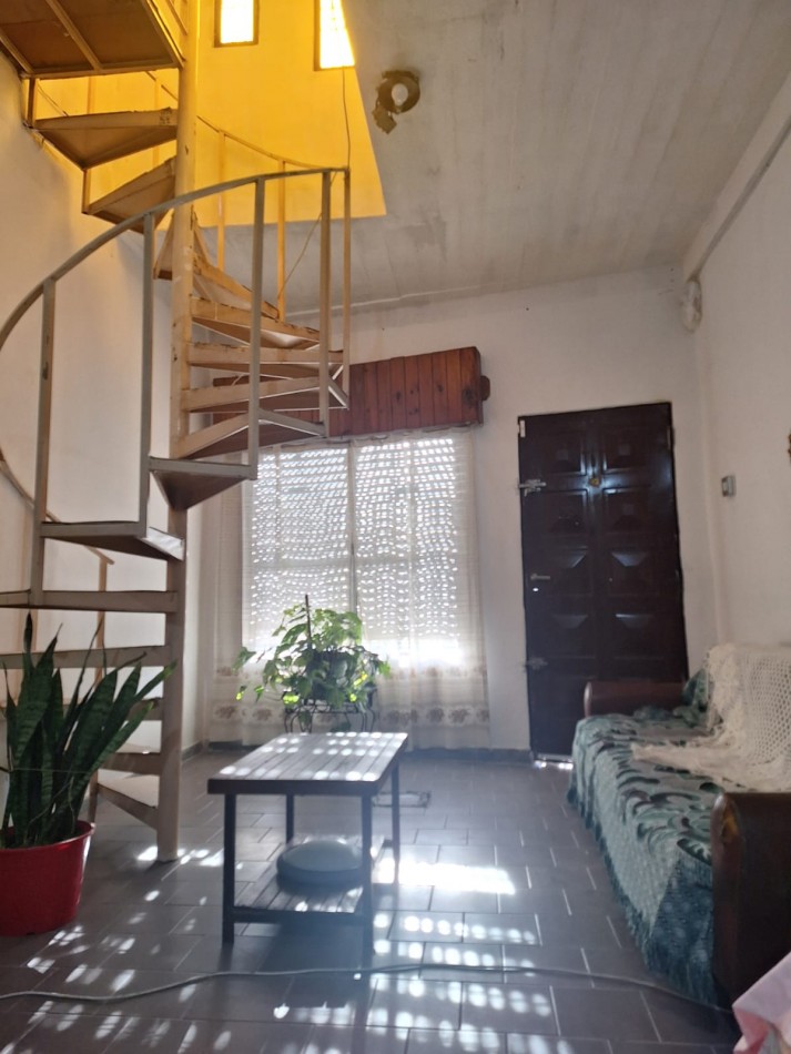 VENDO EXCELENTE DUPLEX CON PLANOS Y ESCRITURA IDEAL CREDITO HIPOTECARIO SOBRE AV. MARCOS DEL BUENO 1056 -MORENO