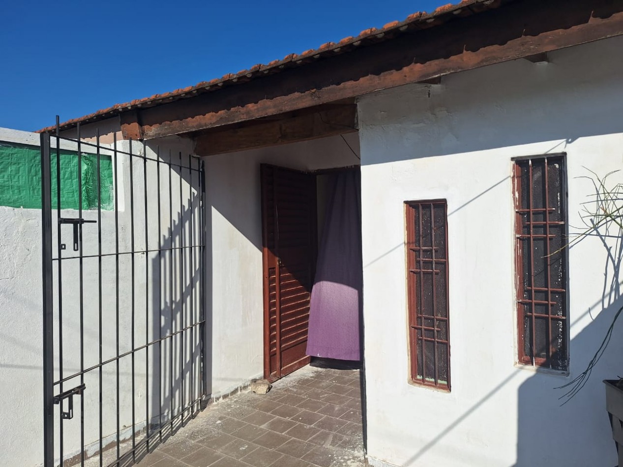 VENDO EXCELENTE DUPLEX CON PLANOS Y ESCRITURA IDEAL CREDITO HIPOTECARIO SOBRE AV. MARCOS DEL BUENO 1056 -MORENO