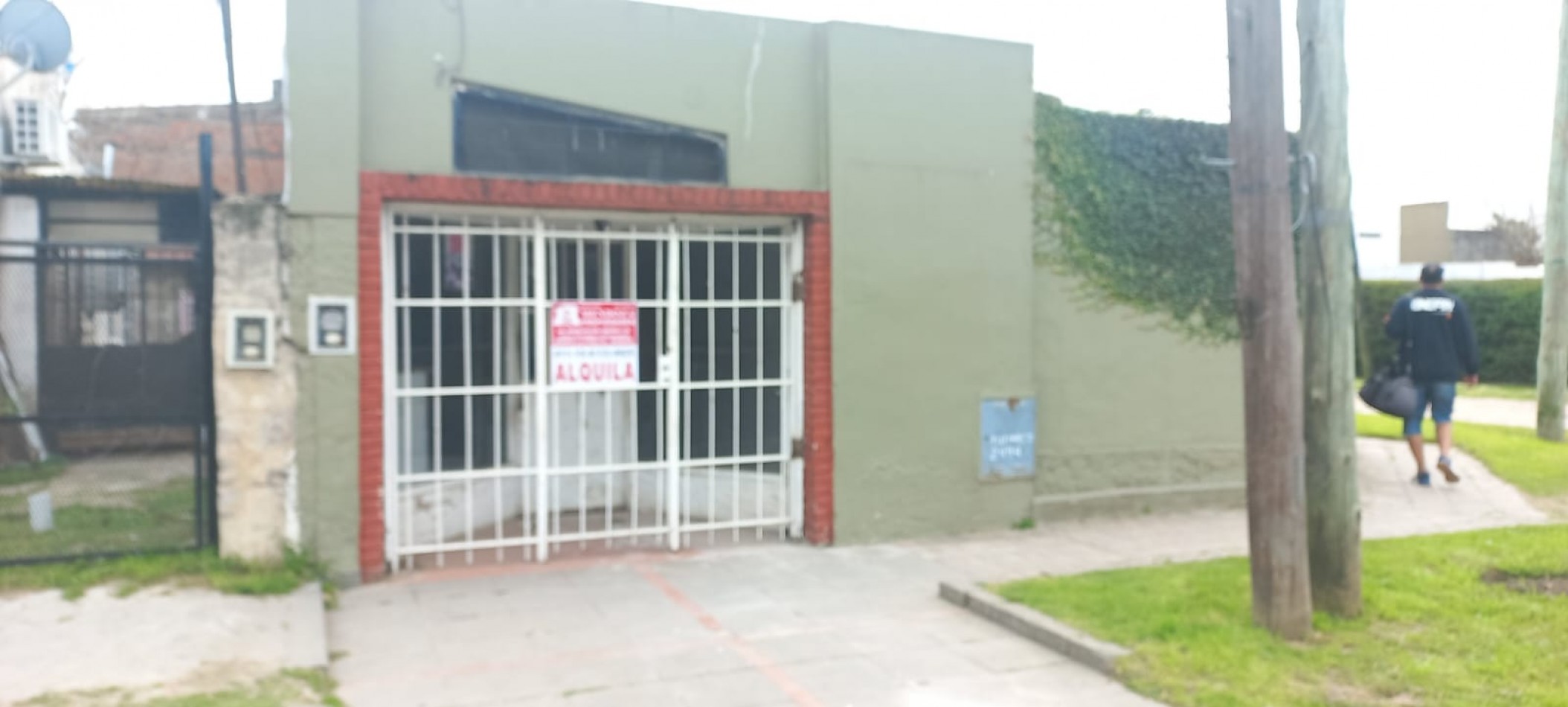 ALQUILO HERMOSO LOCAL COMERCIAL IDEAL OFICINA, PELUQUERIA, KIOSCO, ALMACEN, ETC