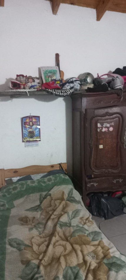 VENDO REGIA VIVIENDA SOBRE ASFALTO EN BARRIO LA PERLA, PARTIDO DE MORENO. CALLE TABLADA ENTRE ZARATE Y MEXICO