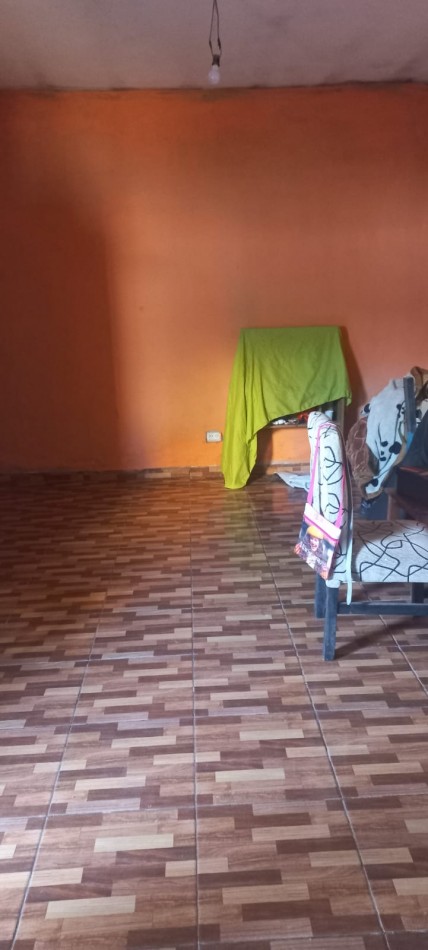 VENDO REGIA VIVIENDA SOBRE ASFALTO EN BARRIO LA PERLA, PARTIDO DE MORENO. CALLE TABLADA ENTRE ZARATE Y MEXICO