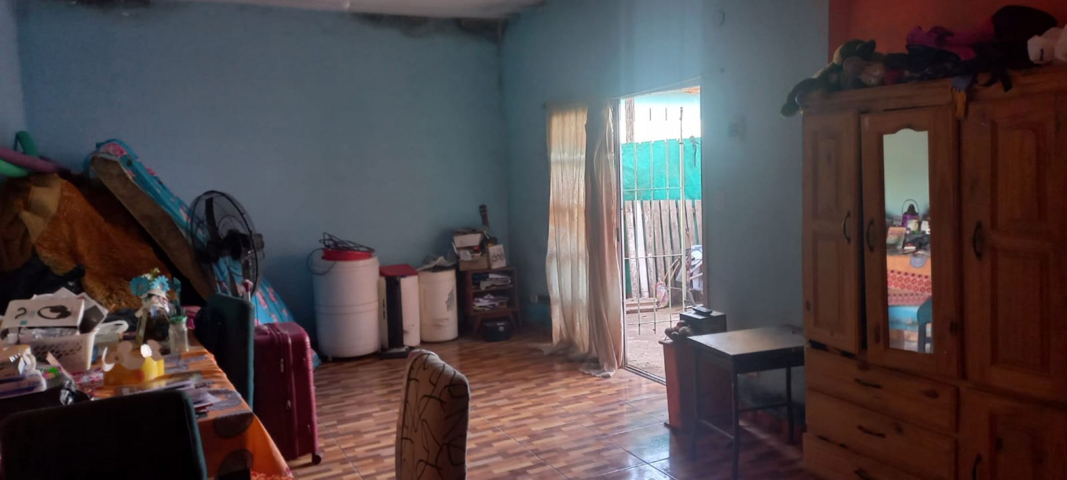 VENDO REGIA VIVIENDA SOBRE ASFALTO EN BARRIO LA PERLA, PARTIDO DE MORENO. CALLE TABLADA ENTRE ZARATE Y MEXICO