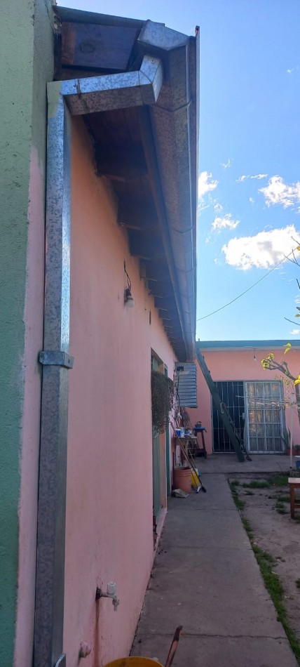VENDO REGIA VIVIENDA SOBRE ASFALTO EN BARRIO LA PERLA, PARTIDO DE MORENO. CALLE TABLADA ENTRE ZARATE Y MEXICO