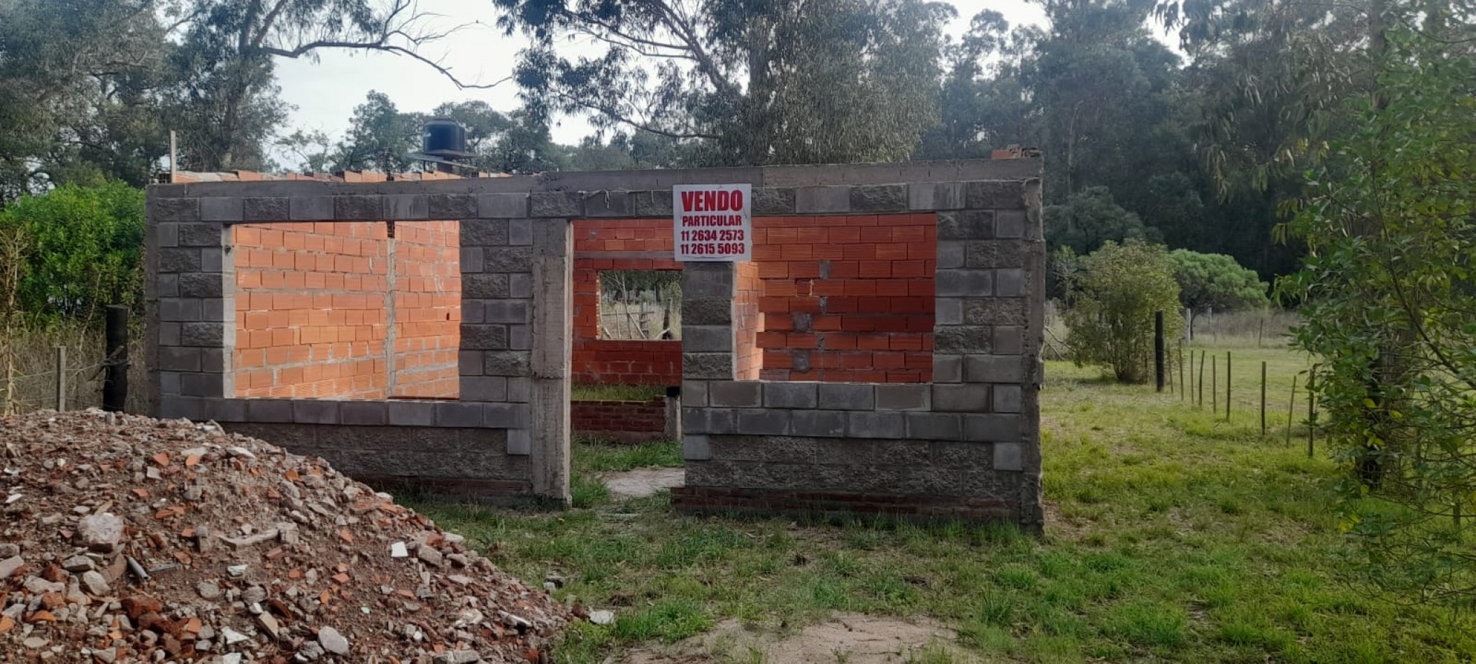 VENDO TERRENO CON MEJORAS EN ZONA TURISTICA DE NECOCHEA