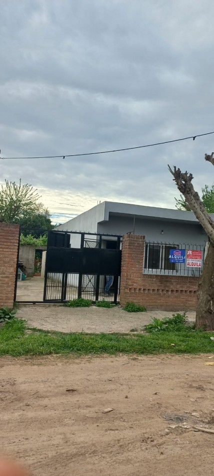 ALQUILO REGIO DEPARTAMENTO EN BARRIO LAS FLORES