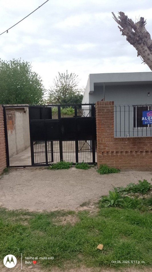 ALQUILO REGIO DEPARTAMENTO EN BARRIO LAS FLORES