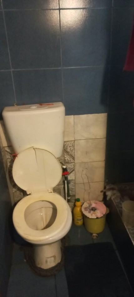 VENDO REGIA CASA DE MATERIAL