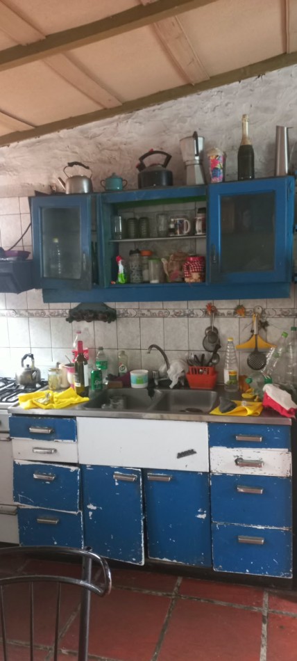 VENDO REGIA CASA DE MATERIAL