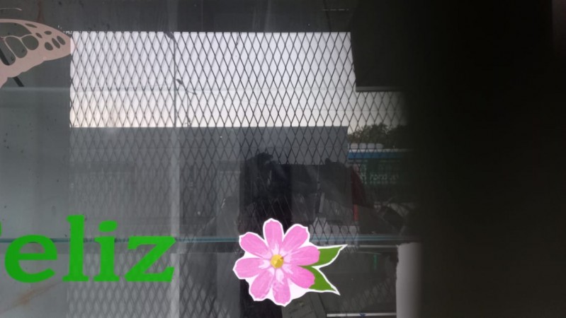 ALQUILO REGIO LOCAL COMERCIAL CON DEPOSITO FRENTE A ESTACION DE TREN EN MORENO, IDEAL TODO RUBRO. MENSUALIDADES DE $ 1000.000.- IMPERDIBLE . CONSULTE