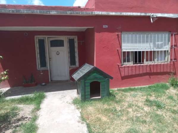 ALQUILO AMPLIA CASA DE MATERIAL CON TERRENO EN BARRIO MI BARRIO, MORENO, CALLE POSADAS 5967
