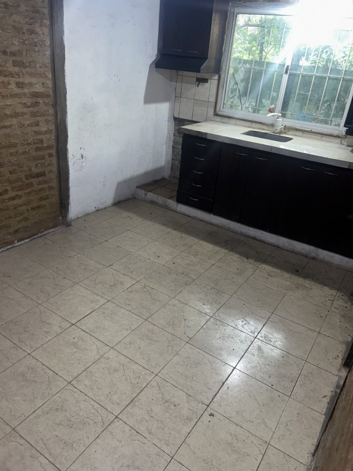 Imperdible Departamento en Alquiler de Dos ambientes en Barrio San Jose.