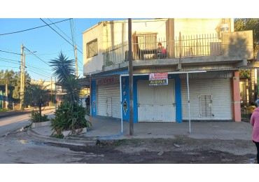 ALQUILO HERMOSO LOCAL ZONA COMERCIAL, CALLE CANADA Y CASI SHAKESPEARE.IDEAL TODO RUBRO. IMPERDIBLE
