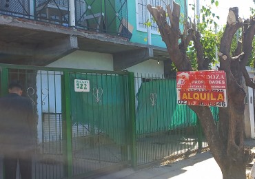 ALQUILO REGIO DEPARTAMENTO CON 3 DORMITORIOS CALLE SARA JUSTO 522 BARRIO 25 DE MAYO, MORENO